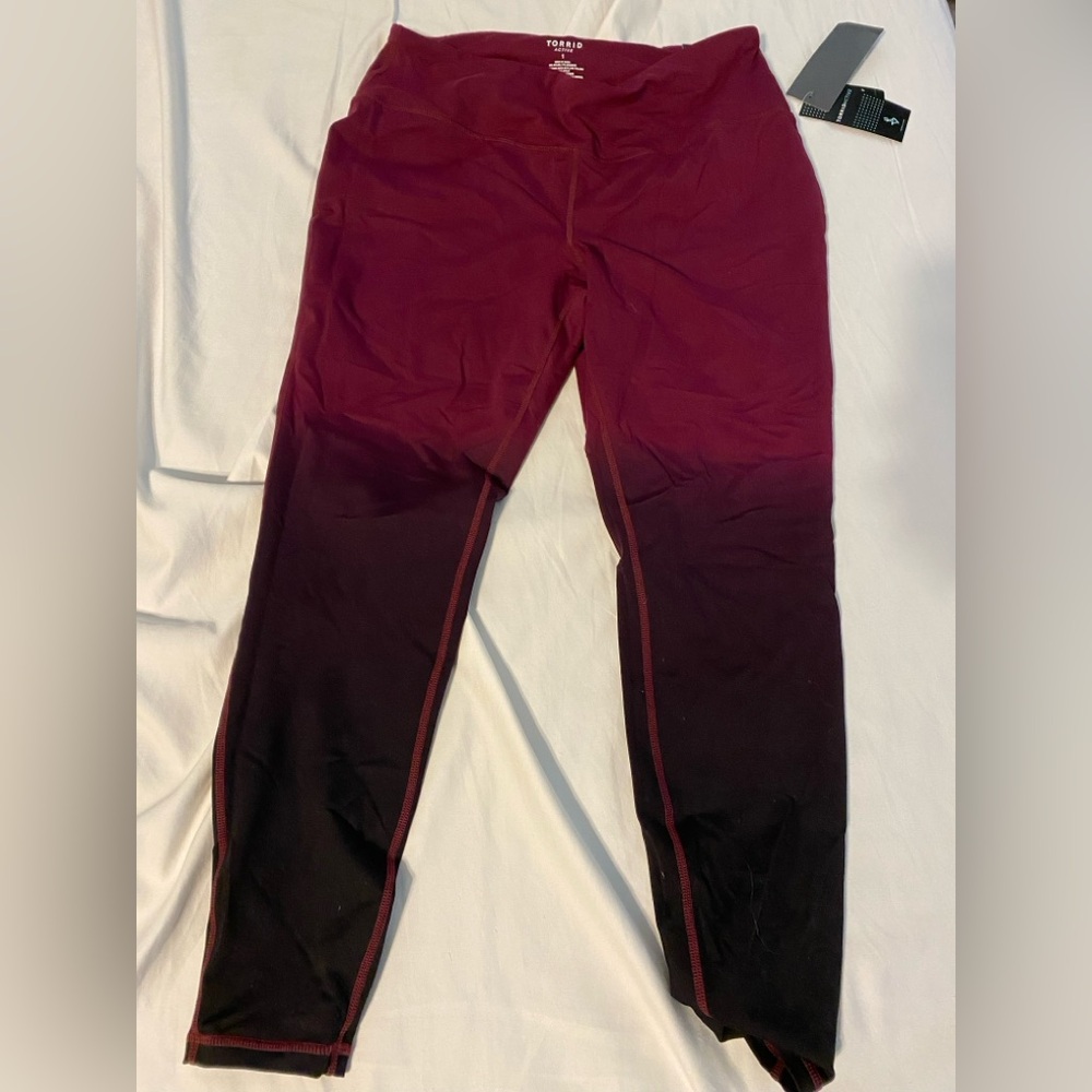 Torrid Red and Black Gradient Leggings